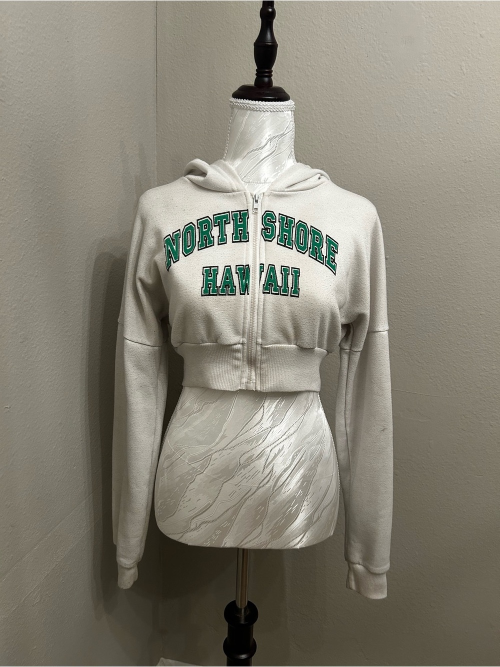 SHEIN White Cropped Zip Hoodie with Green Lettering